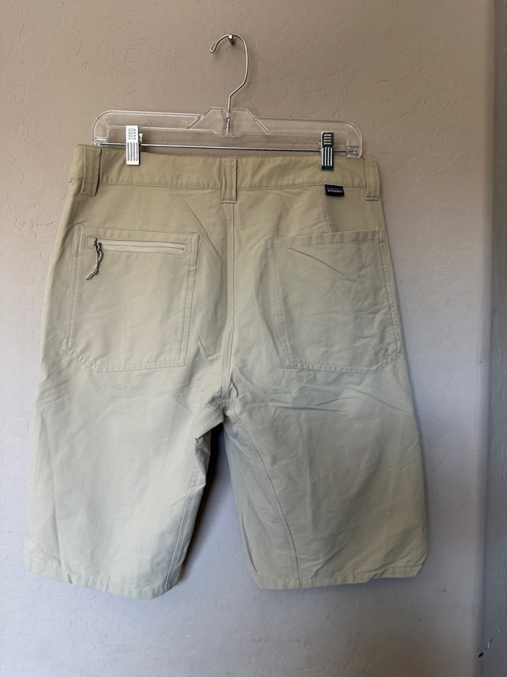 Patagonia Men's Cargo Shorts - Beige/Tan - Picture 2 of 4
